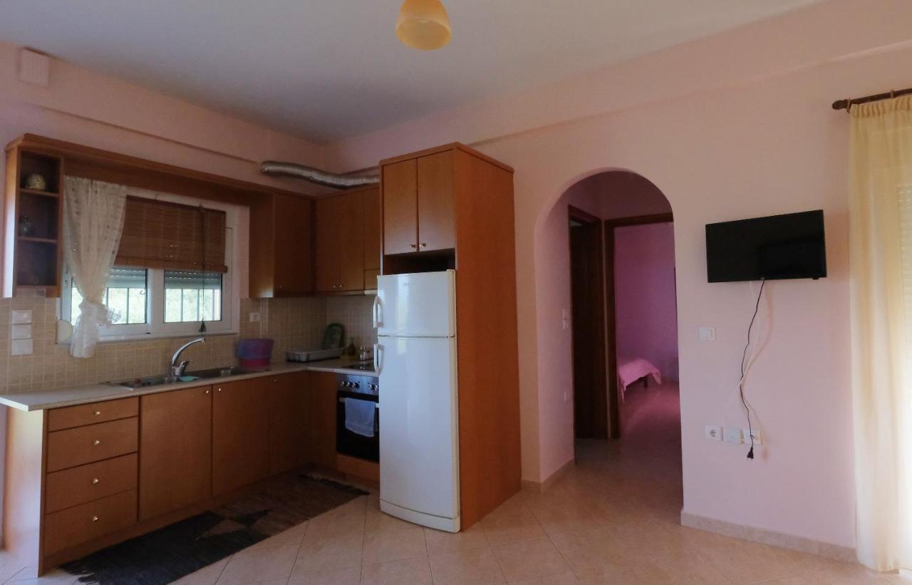 Mina Apartments Zacharo Exterior foto